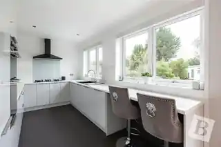 1 Abbey Wood Lane, photo 4