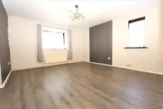 1 Adlington Close, photo 2