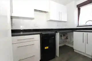 1 Adlington Close, photo 3