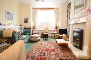 1 Admaston Road, photo 3