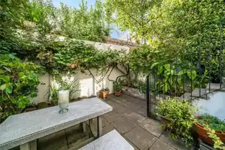 1 Ashburnham Road, photo 4