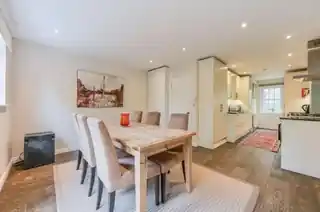 1 Bedser Close, photo 2