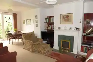 1 Borrowdale Avenue, photo 4