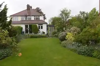 1 Borrowdale Avenue, photo 2