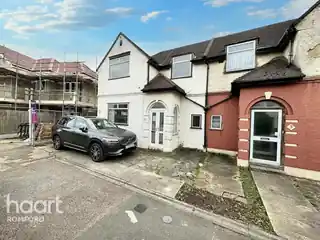 1 Cedar Road, photo 2