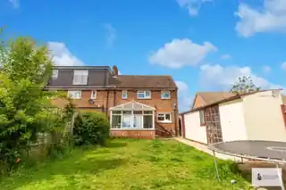 1 Chaucer Road, photo 2