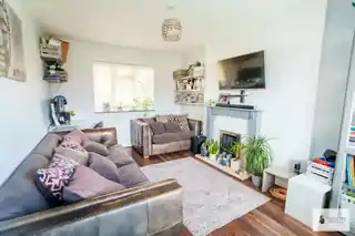 1 Chaucer Road, photo 3