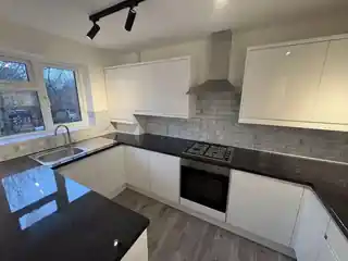 1 Chestnut Close, photo 2