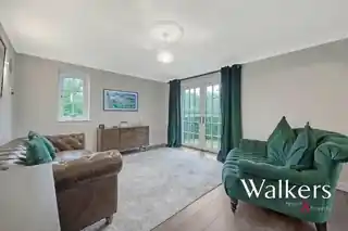 1 Cornsland Close, photo 4