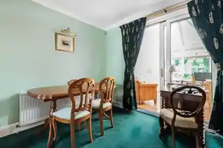 1 Cray Road, photo 4