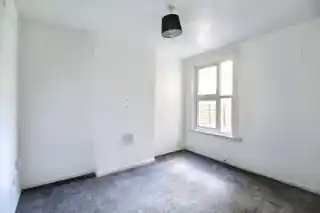 1 Dickens Road, photo 4