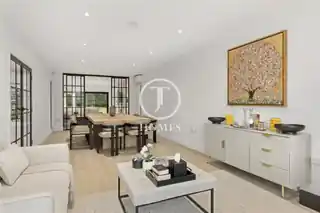 1 Edgeworth Crescent, photo 3