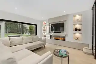 1 Edgeworth Crescent, photo 4