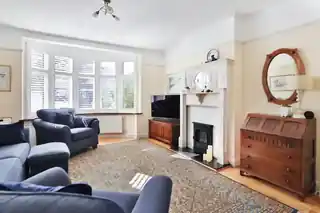 1 Elm Walk, photo 3
