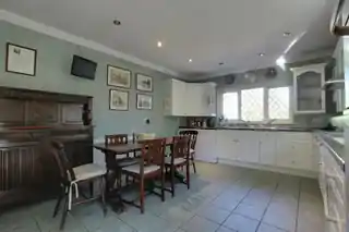 1 Gibson Close, photo 4