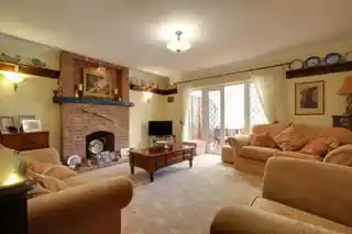1 Gibson Close, photo 2