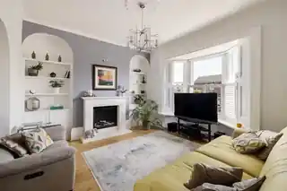1 Grove Crescent, photo 2
