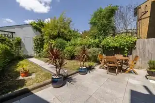 1 Grove Crescent, photo 4