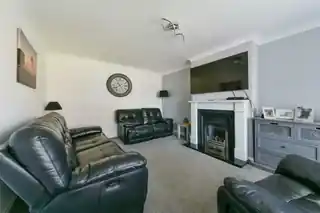 1 Hamilton Way, photo 4