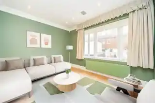 1 Hereford Square, photo 2