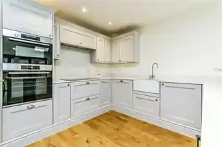 1 Heronwood Gardens, photo 3