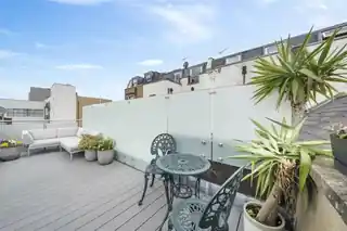 1 Hides Street, photo 2
