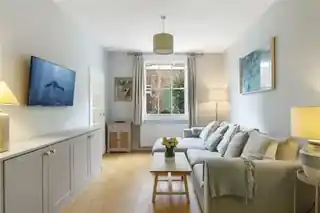 1 Hides Street, photo 3