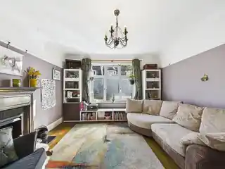 1 Kings Road, photo 3