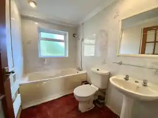 1 Lothian Avenue, photo 4