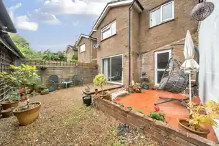 1 Magpie Close, photo 4