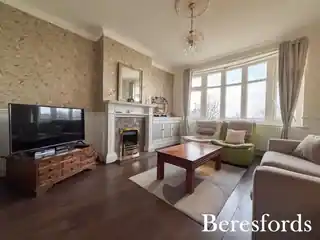 1 Masefield Drive, photo 3
