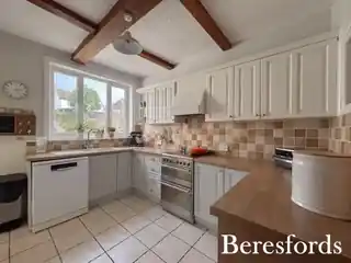 1 Masefield Drive, photo 2