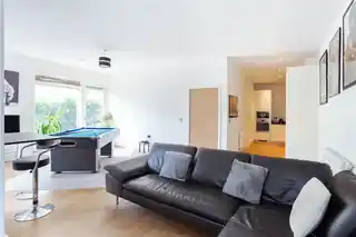 1 Narrowboat Avenue, photo 3