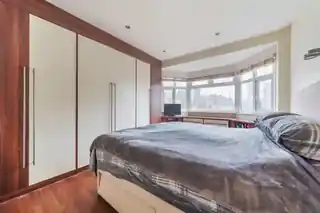 1 Northfield Road, photo 4