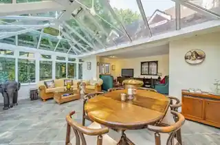1 Overhill Road, photo 4