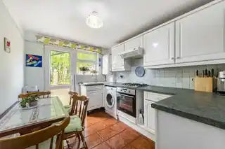 1, Pelham Cottages, Vicarage Road, photo 4