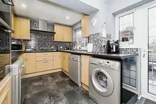 1 Philip Avenue, photo 4