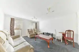1 Rolt Street, photo 3