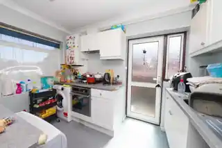 1 Shelley Close, photo 3