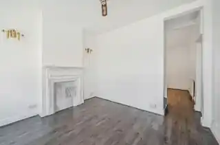 1 St Johns Road, photo 3