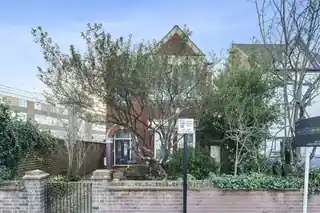 1 Summerhill Road, photo 2