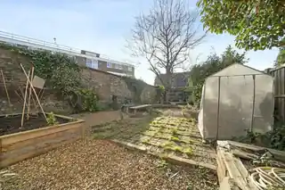 1 Summerhill Road, photo 3