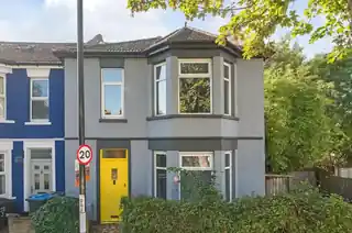 1 Sunnycroft Road, photo 2