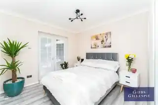 1 Terry Place, photo 4