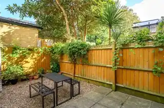 1 Wakeham Street, photo 3