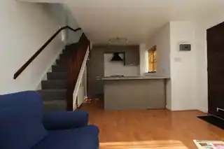 1 Waller Drive, photo 2