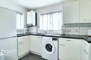 1 Worcester Close, photo 4