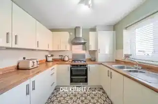 10 Arnwil Drive, photo 3
