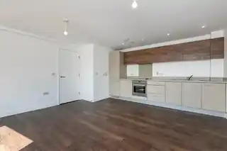 10 Baywillow Avenue, photo 3