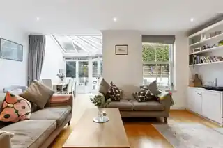 10 Belmont Road, photo 4
